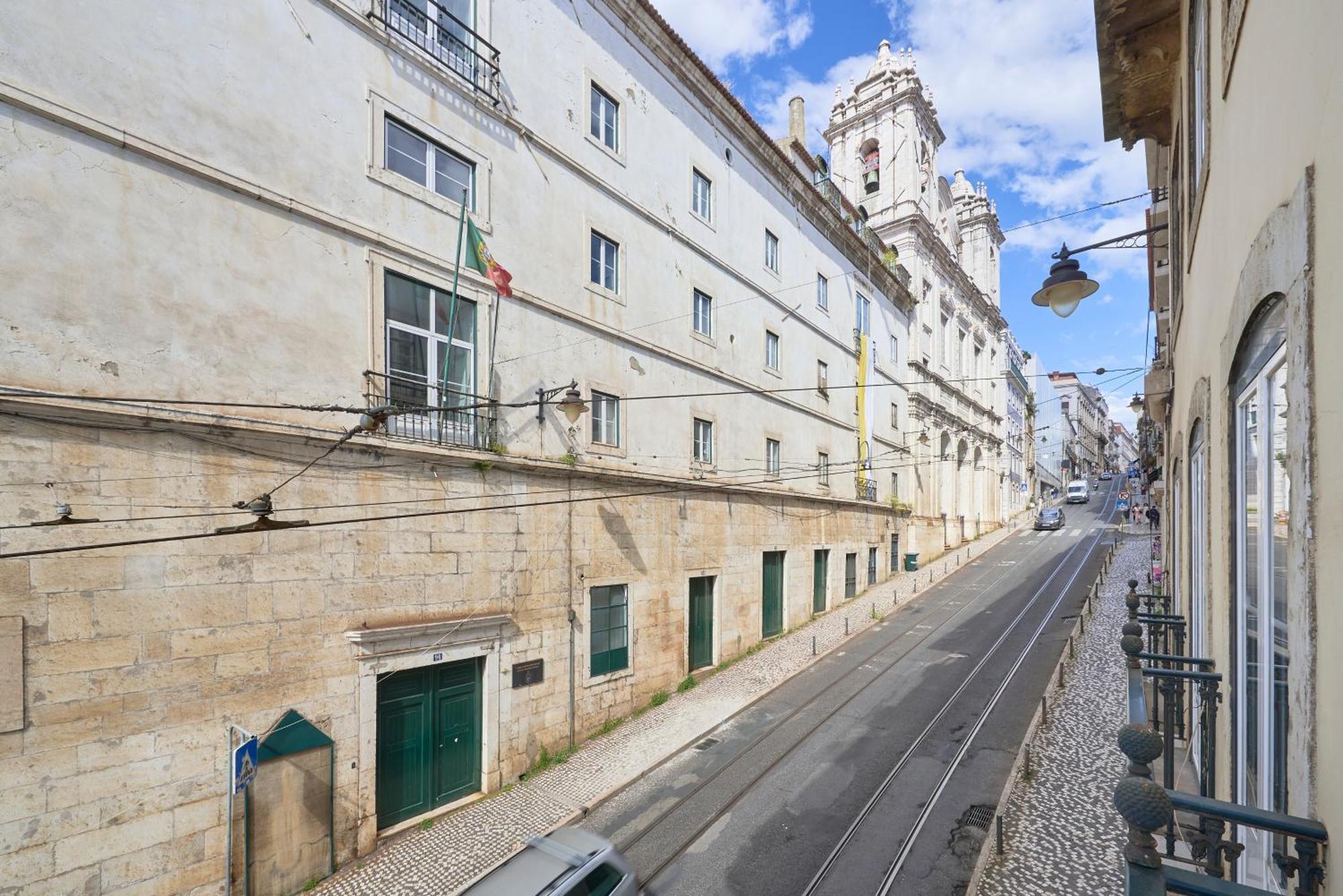 Апартаменты Casa Portuguesa Combro Лиссабон Экстерьер фото